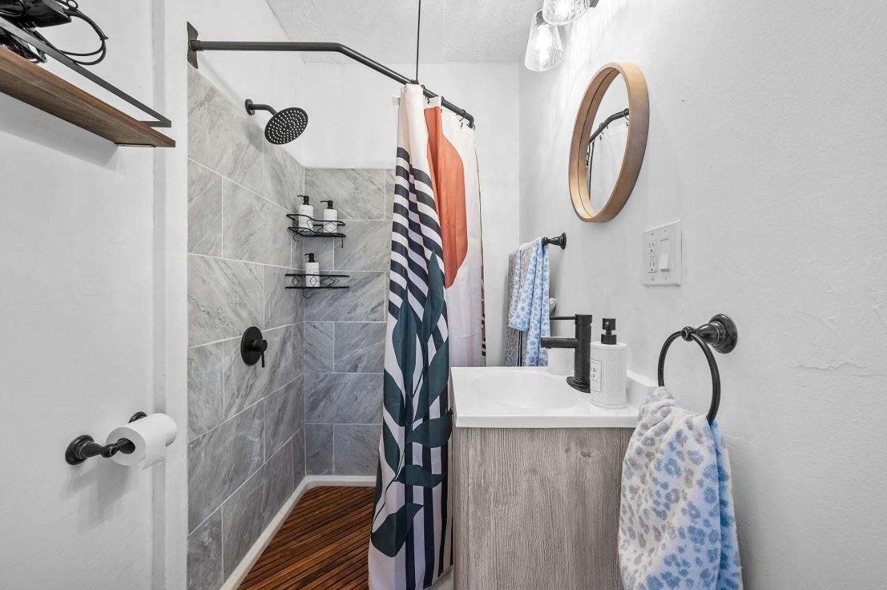 Center Of Little Italy #2 Apartment Cleveland Luaran gambar